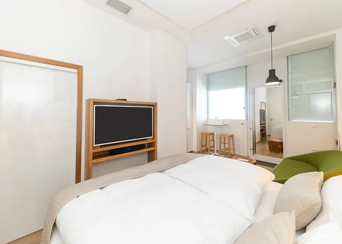 Destino City Apartments By Belmont Realty Apartment *