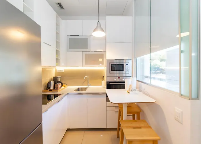 Apartment Destino City Apartments By Belmont Realty *