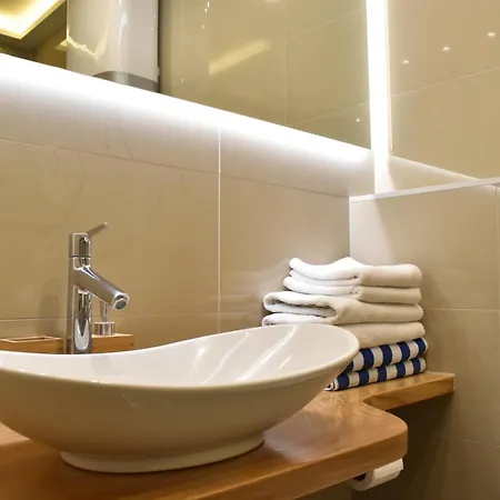 Destino City Apartments Апартаменты Задар