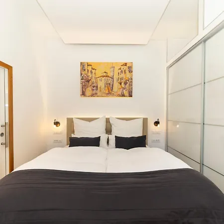 Destino By Belmont Realty Apartamento *