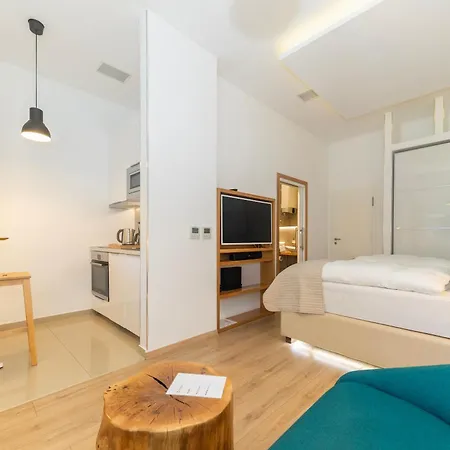 Destino By Belmont Realty Apartamento Zadar
